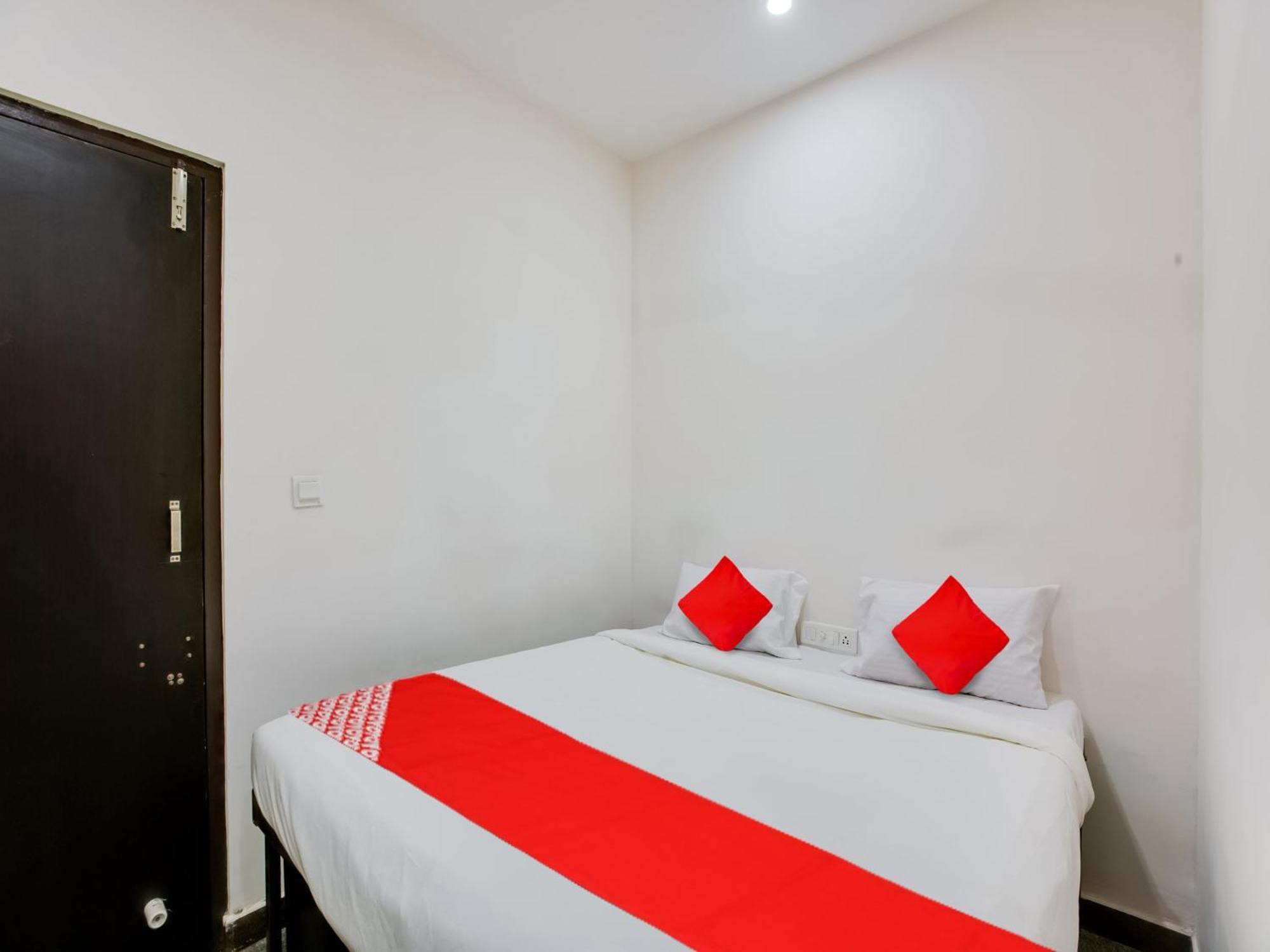 Hotel O Manjushree Boarding & Lodging Nearby Dr.Br Ambedkar Stadium Basveshwar Nagar Bangalore Eksteriør billede