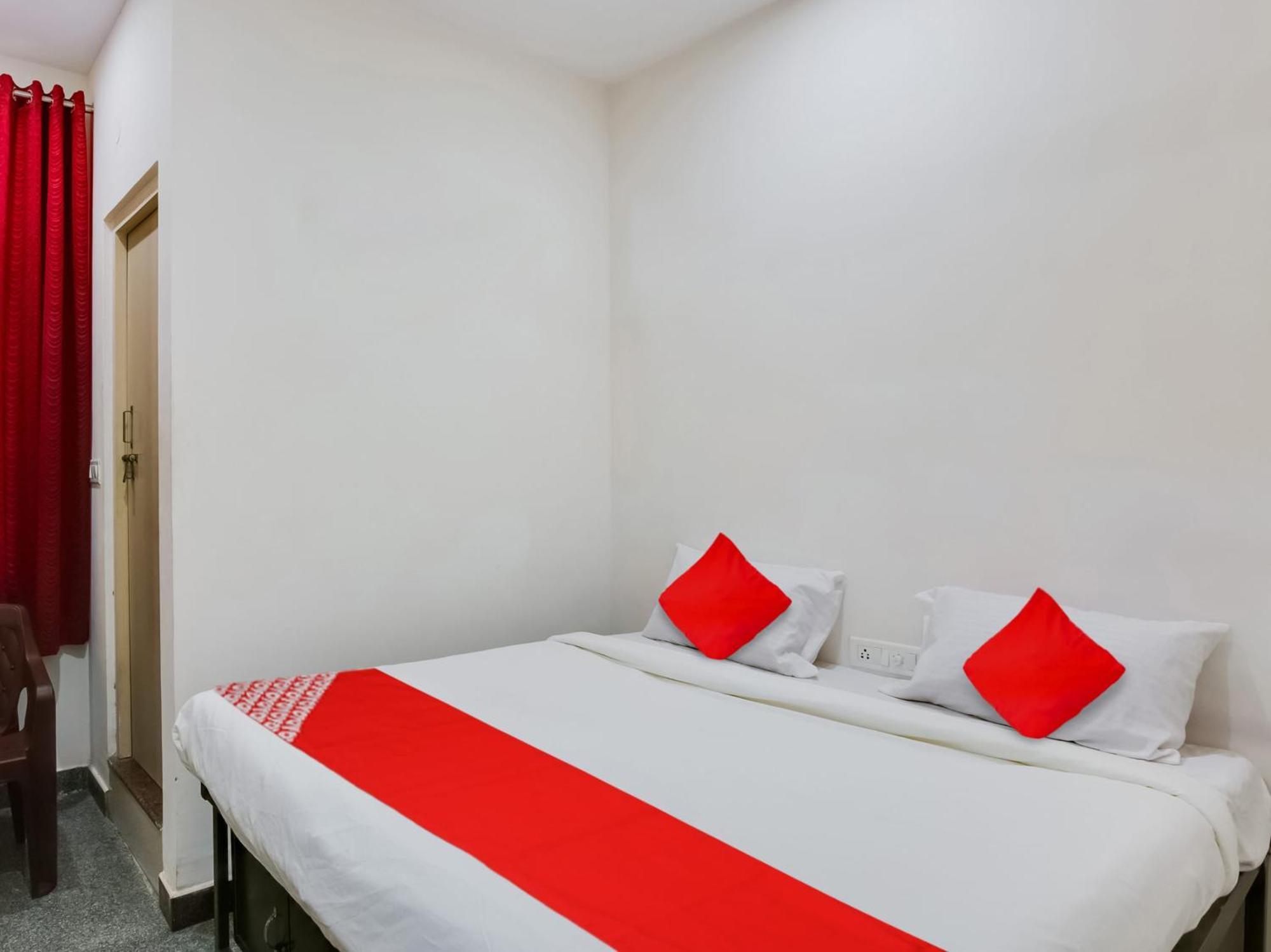 Hotel O Manjushree Boarding & Lodging Nearby Dr.Br Ambedkar Stadium Basveshwar Nagar Bangalore Eksteriør billede